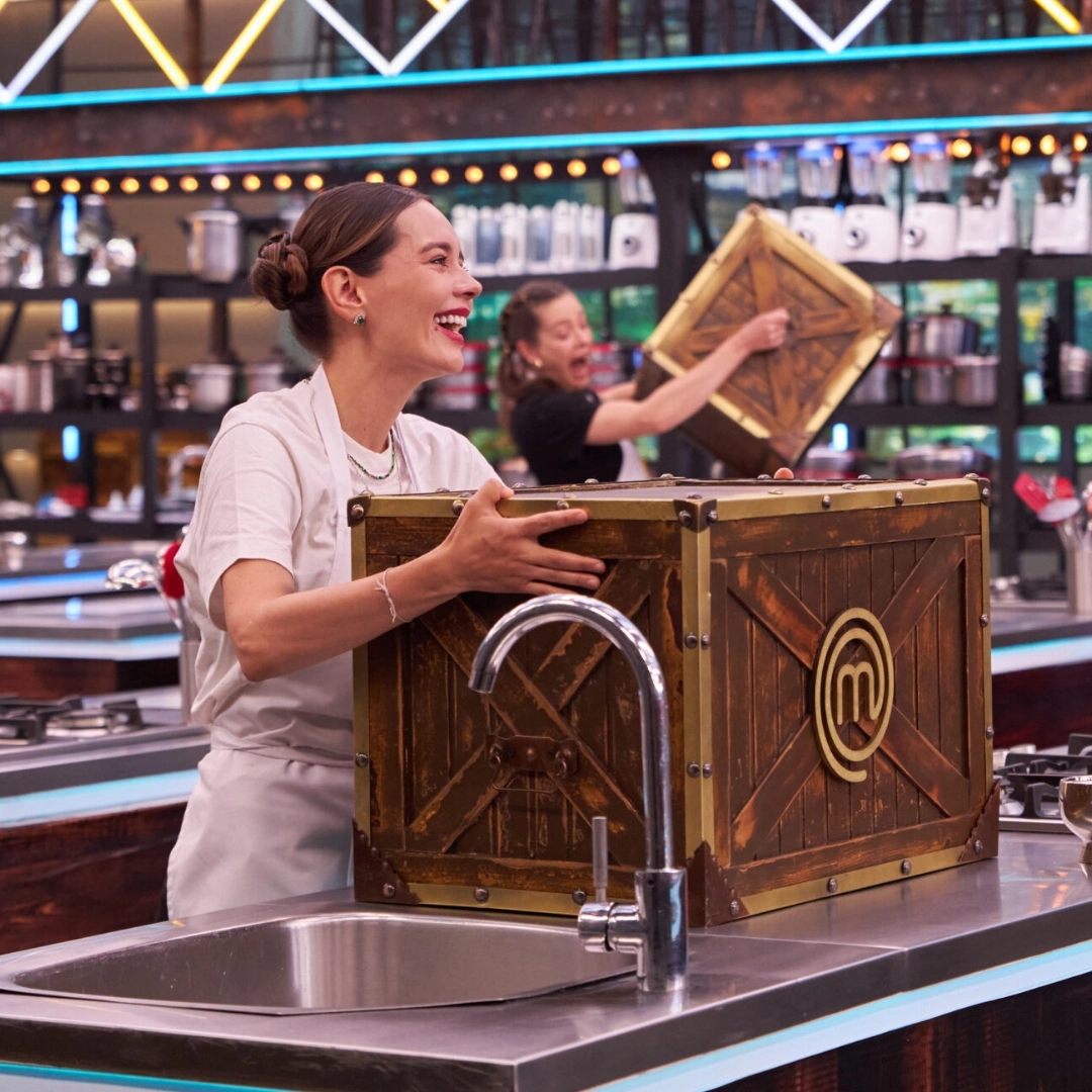 Los cocineros reciben una sorpresa especial en MasterChef Celebrity