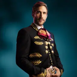 ¿Quién es Roberto Romano, el protagonista de La hija del mariachi 2025?