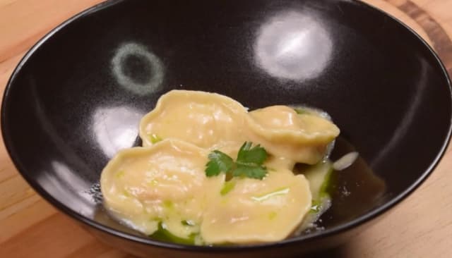 Capeletis rellenos de salmón image_alt