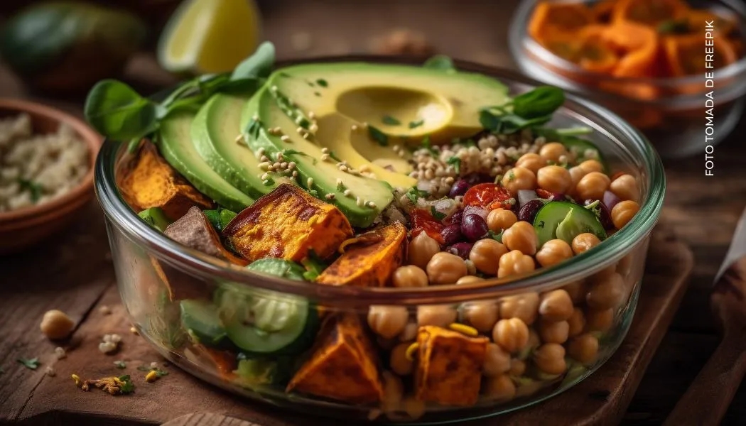 Receta ensalada de garbanzos y aguacate Receta ensalada de garbanzos y aguacate