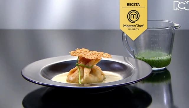 Receta crepe con salsa de langostinos y mariscos image_alt