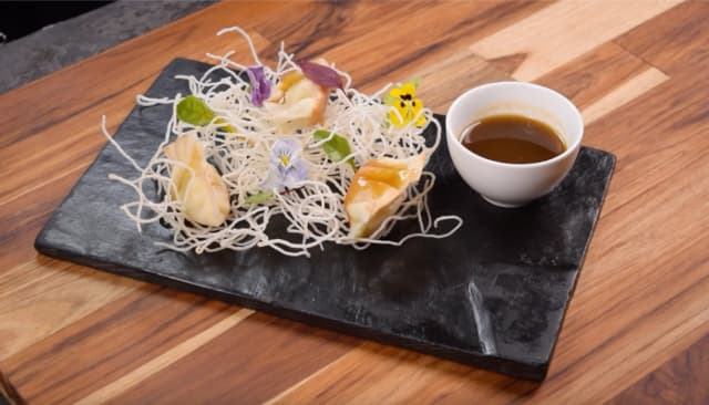 Gyozas de Camarón con Ponzu de Lulo image_alt