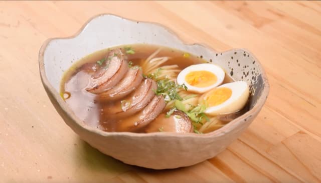 Ramen de cerdo y miso image_alt