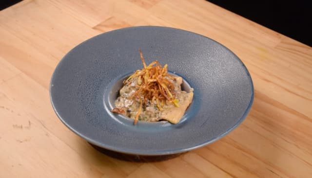 Ravioli de zanahoria relleno de salmón image_alt